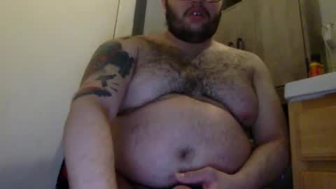 Snapshot of bttmchub98 chatting on 02/14/25, 10:36 bttmchub98 online show from 02/14/25, 10:36