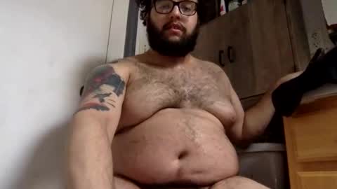 Snapshot of bttmchub98 chatting on 09/29/25, 06:57 bttmchub98 online show from 09/29/25, 06:57