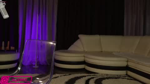 Bubble  gum  online show from 02/24/25, 01:57