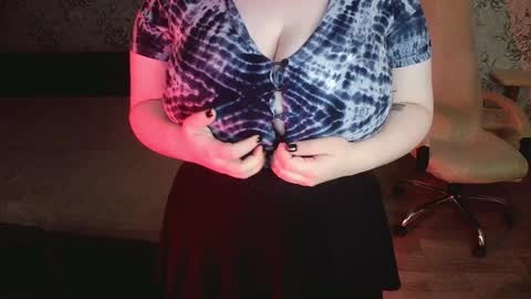 Snapshot of bubble_bambam chatting on 02/07/25, 05:51 Nancy 3 online show from 02/07/25, 05:51