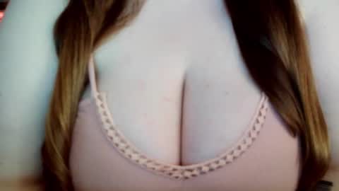 Snapshot of bubble_bambam chatting on 10/13/25, 05:13 Nancy 3 online show from 10/13/25, 05:13