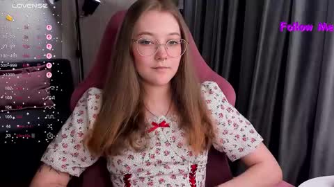 Snapshot of bubble_bunny chatting on 12/18/25, 11:22 Ruby online show from 12/18/25, 11:22