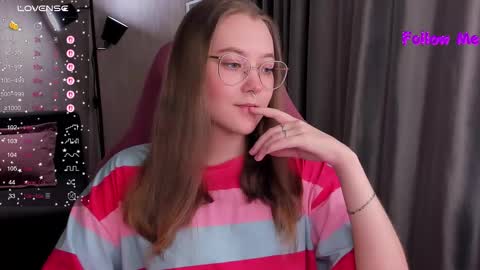 Snapshot of bubble_bunny chatting on 02/12/26, 11:22 Ruby online show from 02/12/26, 11:22