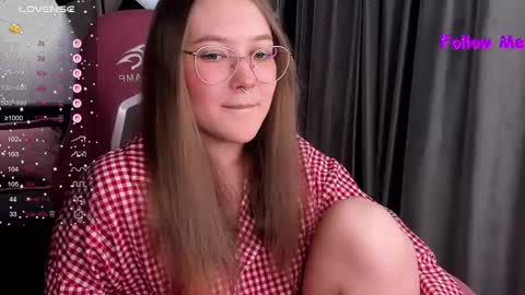 Snapshot of bubble_bunny chatting on 03/01/26, 11:07 Ruby online show from 03/01/26, 11:07