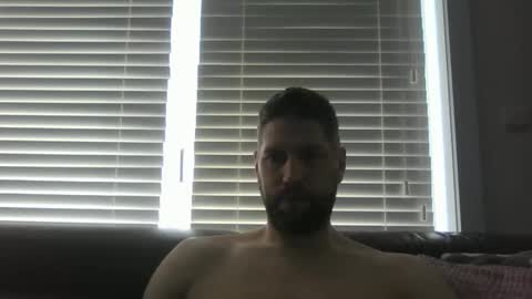 Snapshot of bubblebee1982 chatting on 01/19/26, 01:48 bubblebee1982 online show from 01/19/26, 01:48