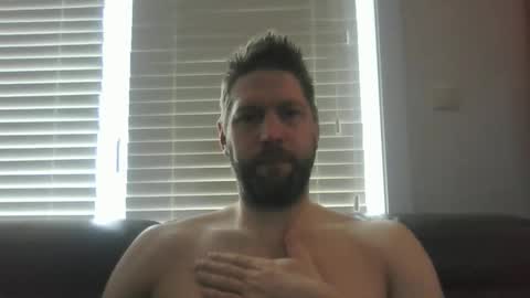 Snapshot of bubblebee1982 chatting on 02/23/26, 08:01 bubblebee1982 online show from 02/23/26, 08:01