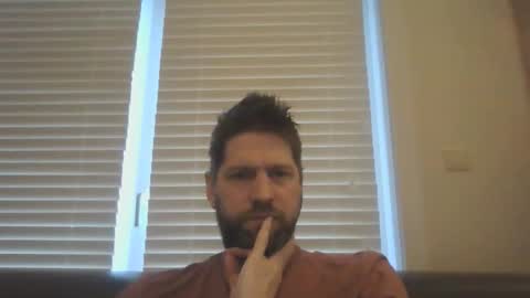 Snapshot of bubblebee1982 chatting on 02/24/26, 07:17 bubblebee1982 online show from 02/24/26, 07:17