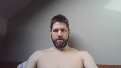 Snapshot of bubblebee1982 chatting on 03/06/26, 07:49 bubblebee1982 online show from 03/06/26, 07:49