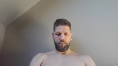 Snapshot of bubblebee1982 chatting on 03/18/26, 09:45 bubblebee1982 online show from 03/18/26, 09:45