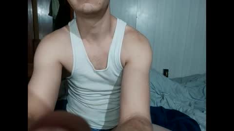 Snapshot of bubblebutt417 chatting on 02/24/25, 05:43 Max  candi online show from 02/24/25, 05:43