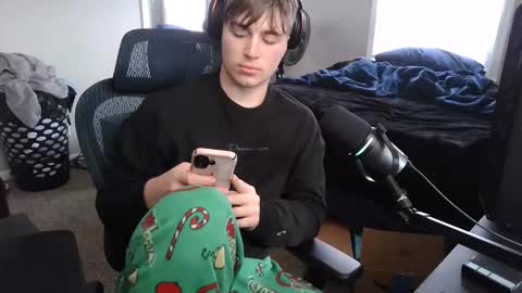 BubblebuttBdn online show from 11/23/25, 06:19