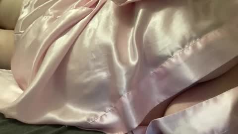 Snapshot of bubblegirl0 chatting on 02/18/26, 09:55 bubblegirl online show from 02/18/26, 09:55