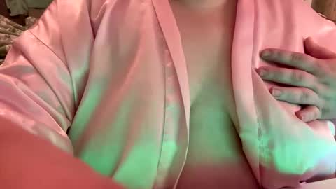 Snapshot of bubblegirl0 chatting on 03/18/26, 12:14 bubblegirl online show from 03/18/26, 12:14