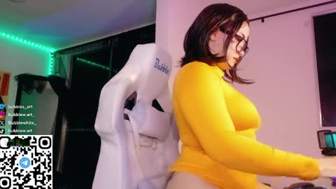 Snapshot of bubblewhite_ chatting on 05/13/26, 01:25 BubbleJereth online show from 05/13/26, 01:25