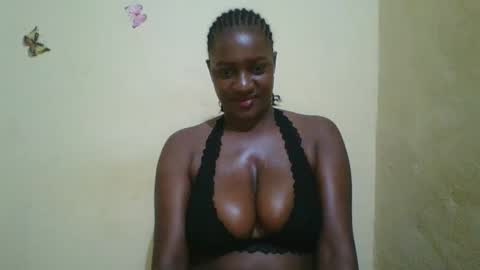 Snapshot of bubblie_bae chatting on 02/13/26, 07:32 Bobbie online show from 02/13/26, 07:32