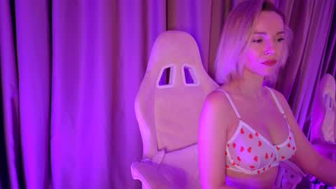 bubbling_crush online show from 03/04/25, 05:56