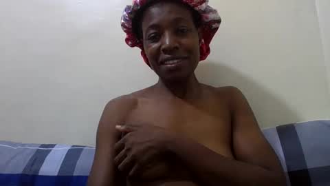 Snapshot of bubbly_jocyce chatting on 06/08/26, 08:53 talisha online show from 06/08/26, 08:53