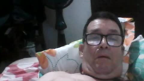 Snapshot of buchs32 chatting on 06/17/26, 05:10 buchs32 online show from 06/17/26, 05:10