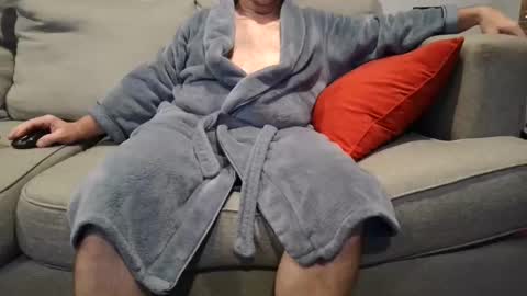 Snapshot of buck_camstar chatting on 10/26/25, 02:56 Buck online show from 10/26/25, 02:56