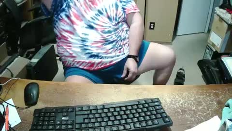 Snapshot of bucku2 chatting on 01/12/25, 04:29 Bucku2 online show from 01/12/25, 04:29