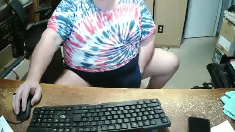 Snapshot of bucku2 chatting on 02/12/25, 10:04 Bucku2 online show from 02/12/25, 10:04