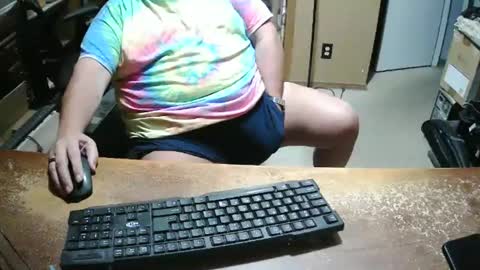 Snapshot of bucku2 chatting on 12/16/25, 11:10 Bucku2 online show from 12/16/25, 11:10