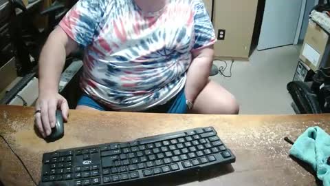 Snapshot of bucku2 chatting on 01/15/26, 10:35 Bucku2 online show from 01/15/26, 10:35