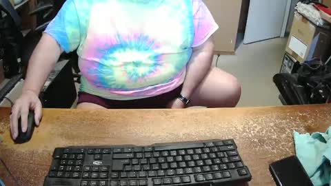 Snapshot of bucku2 chatting on 02/12/26, 10:05 Bucku2 online show from 02/12/26, 10:05