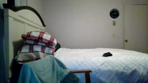 Snapshot of buckwheat1210203831 chatting on 05/05/26, 02:52 buckwheat1210203831 online show from 05/05/26, 02:52