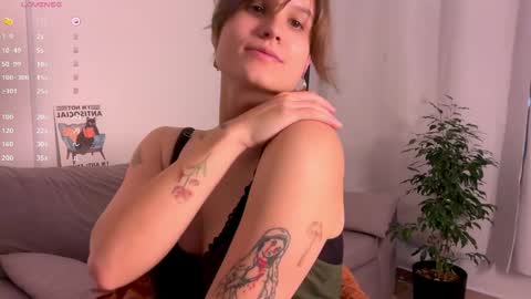 Mira  online show from 06/01/26, 07:26