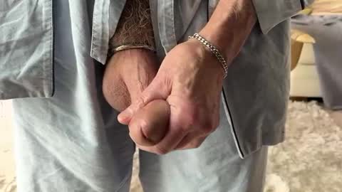 bucky58 online show from 02/13/25, 02:09