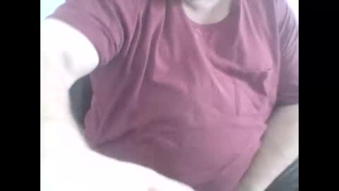 Snapshot of buddyluvzumore chatting on 12/25/24, 05:15 buddyluvzumore online show from 12/25/24, 05:15