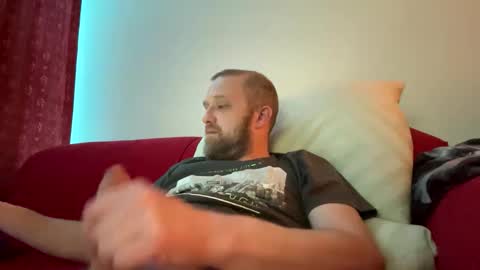 budgie1095 online show from 01/16/25, 10:02
