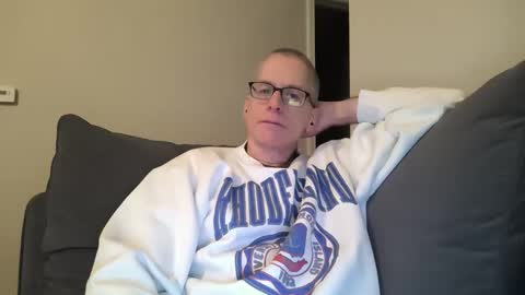 Snapshot of budman004 chatting on 12/23/25, 02:09 budman004 online show from 12/23/25, 02:09