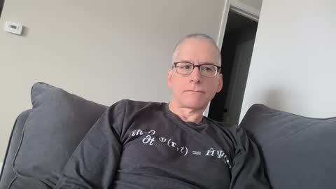 Snapshot of budman004 chatting on 02/17/26, 04:24 budman004 online show from 02/17/26, 04:24