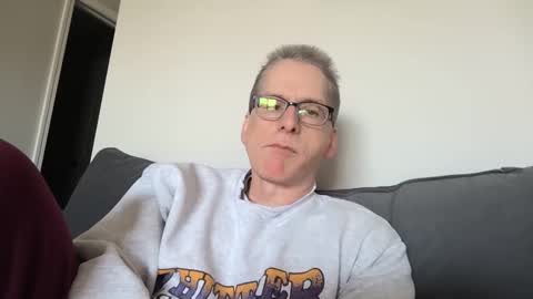 Snapshot of budman004 chatting on 04/11/26, 06:23 budman004 online show from 04/11/26, 06:23