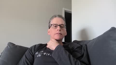 Snapshot of budman004 chatting on 04/19/26, 06:07 budman004 online show from 04/19/26, 06:07