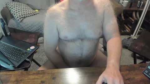 Snapshot of budnsocalii chatting on 12/27/24, 05:05 Bud online show from 12/27/24, 05:05