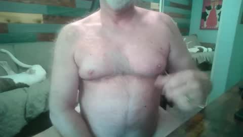 Snapshot of budnsocalii chatting on 03/25/26, 06:14 Bud online show from 03/25/26, 06:14