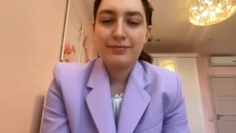 Kate online show from 05/25/26, 10:21