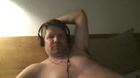Snapshot of bugsbunny78 chatting on 05/31/26, 09:27 bugsbunny78 online show from 05/31/26, 09:27