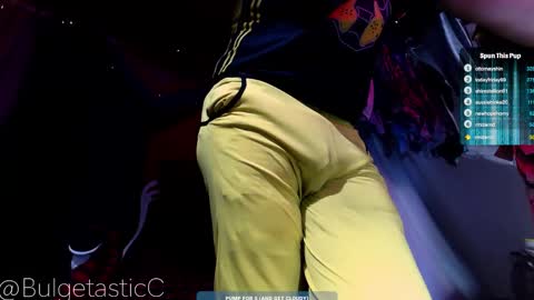 Snapshot of bulgetasticc chatting on 10/12/25, 08:30 BulgetasticC online show from 10/12/25, 08:30