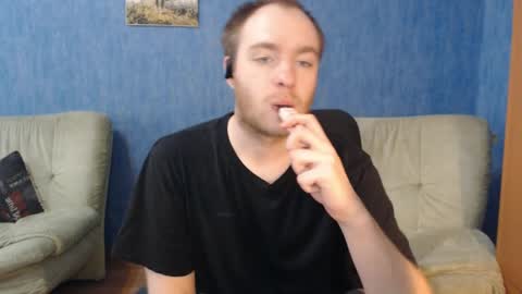 Snapshot of bull_cock_ chatting on 04/05/26, 12:35 Eva 22 and Anton 24 PVT IS OPENED 60min online show from 04/05/26, 12:35