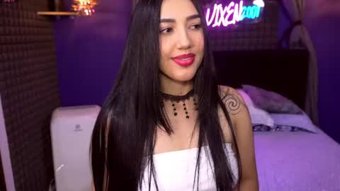 Snapshot of bull_vixen2001 chatting on 06/18/26, 12:11 Bunny and The Rock online show from 06/18/26, 12:11