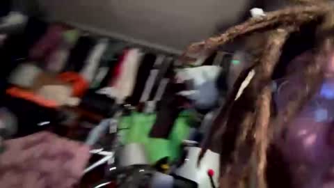 Snapshot of bunniandcryme chatting on 11/29/25, 08:28 bunniandcryme online show from 11/29/25, 08:28