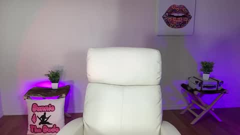 BUNNIE and THE DUDE TheLebowskis online show from 11/15/25, 03:59