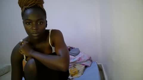 bunny_bliss1 online show from 05/05/26, 11:13