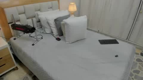 bunny_blush1 online show from 04/13/26, 07:08