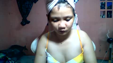 Snapshot of bunny_flower18 chatting on 06/11/26, 10:35 bunny_flower18 online show from 06/11/26, 10:35
