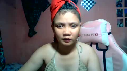 Snapshot of bunny_flower18 chatting on 06/20/26, 08:39 bunny_flower18 online show from 06/20/26, 08:39